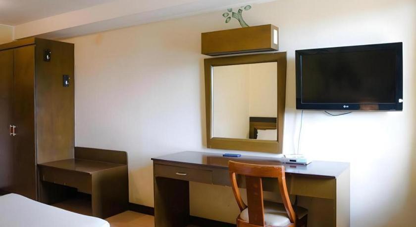 Country Village Hotel Cagayan de Oro Esterno foto