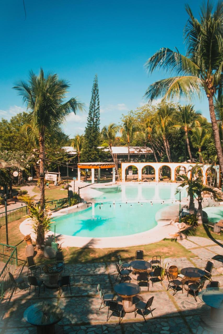 Country Village Hotel Cagayan de Oro Esterno foto